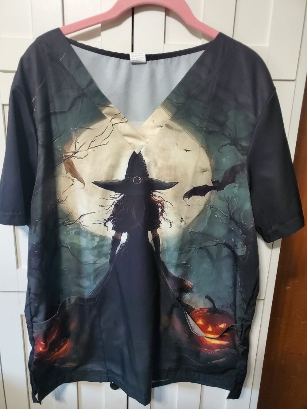 Size Medium Witch Scrub Top